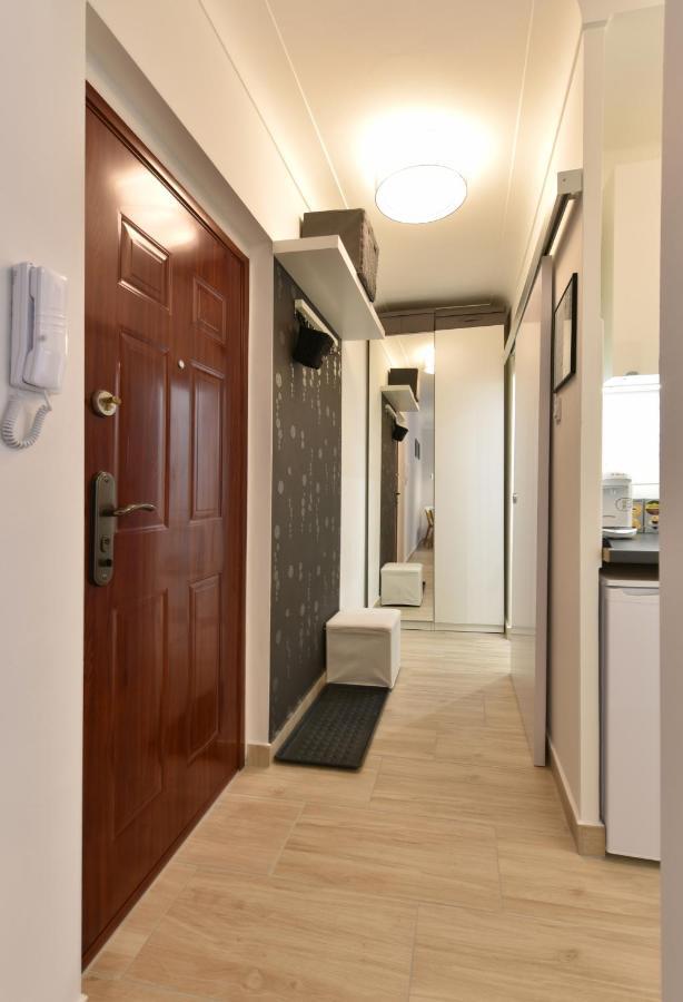 Kiralykut 2 Apartman - Ingyen Parkolas, Bicajok, Ac Секешфехервар Экстерьер фото